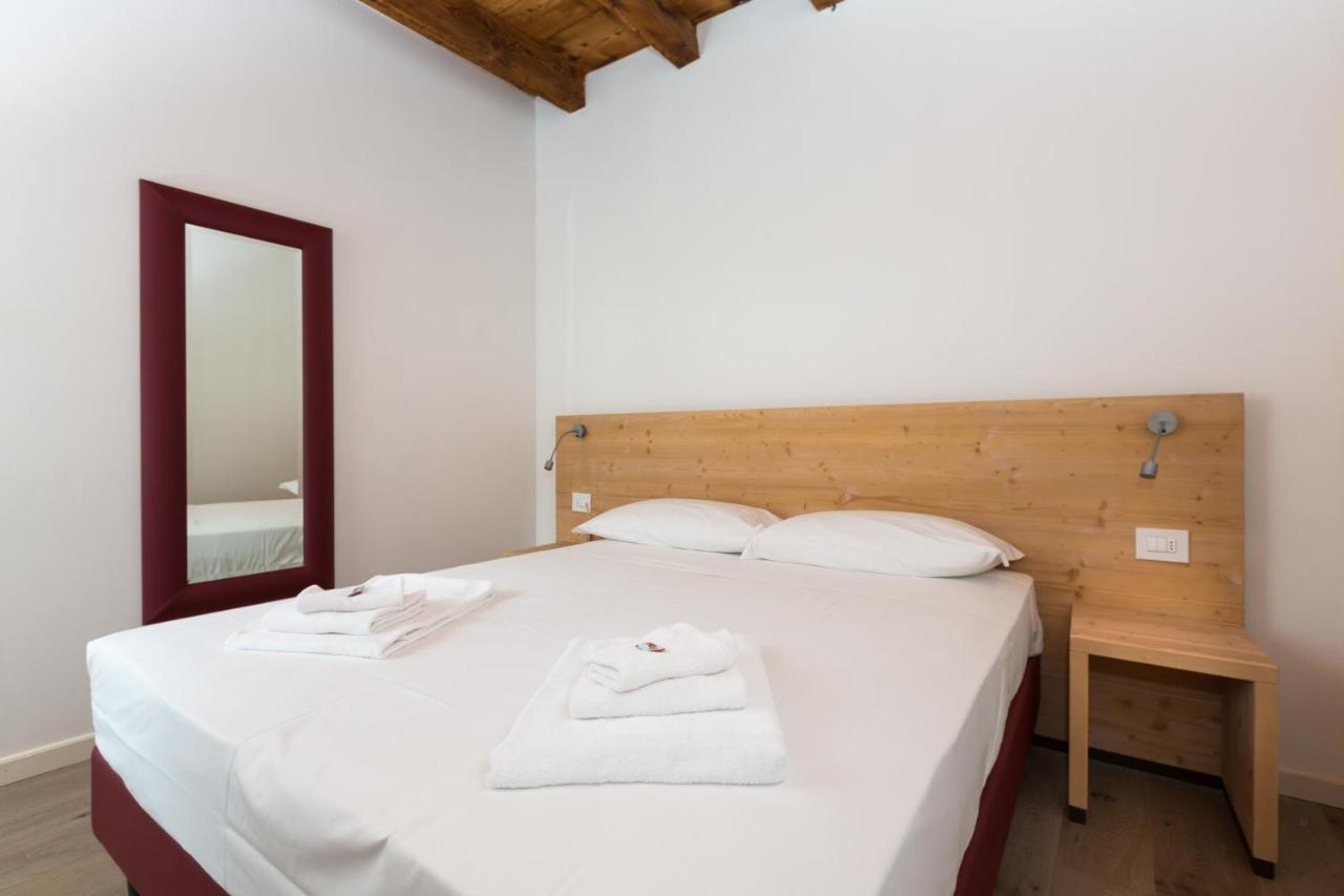 Colle Ameno Room And Breakfast โรเวเรโต ภายนอก รูปภาพ