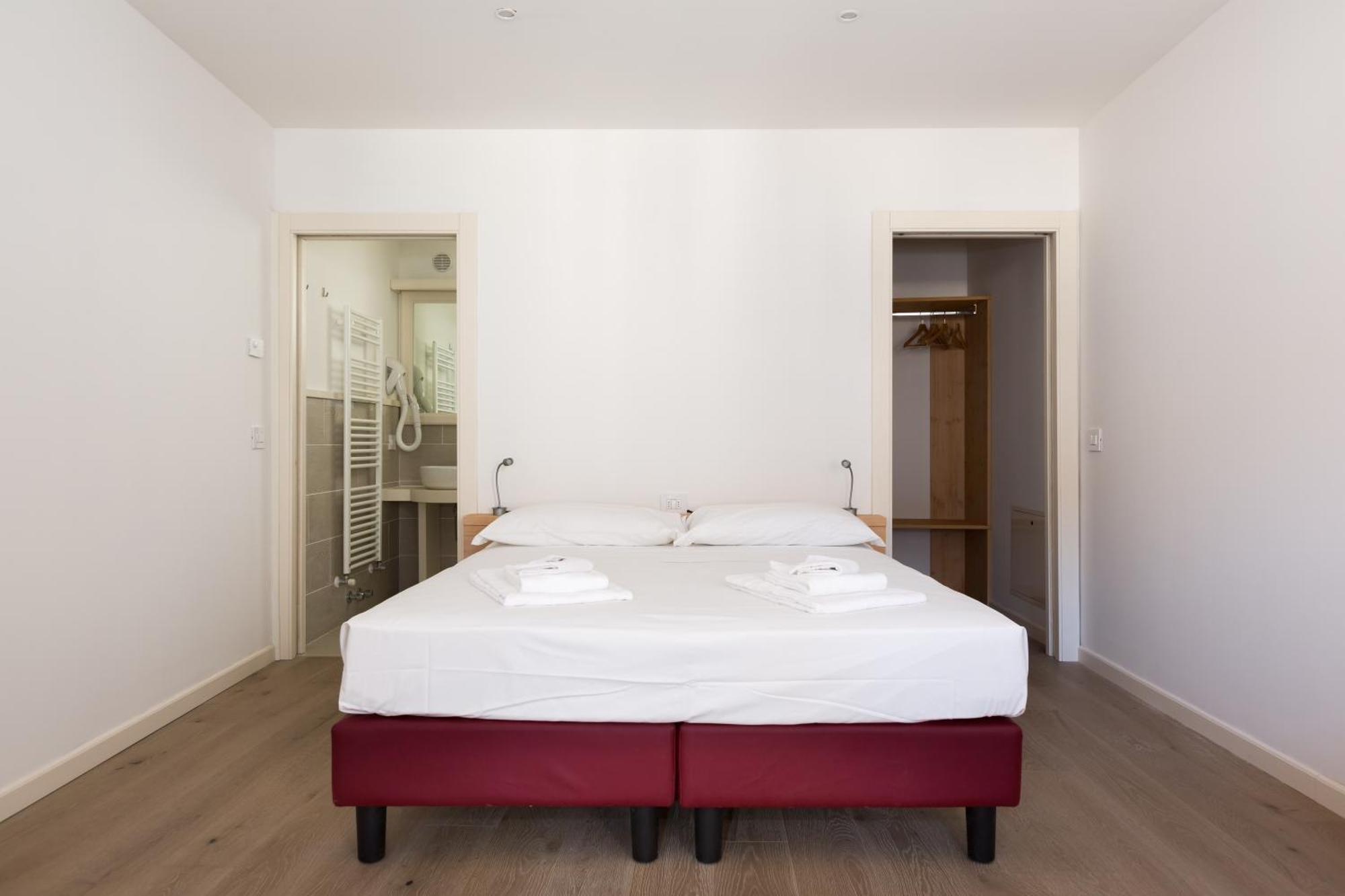Colle Ameno Room And Breakfast โรเวเรโต ภายนอก รูปภาพ